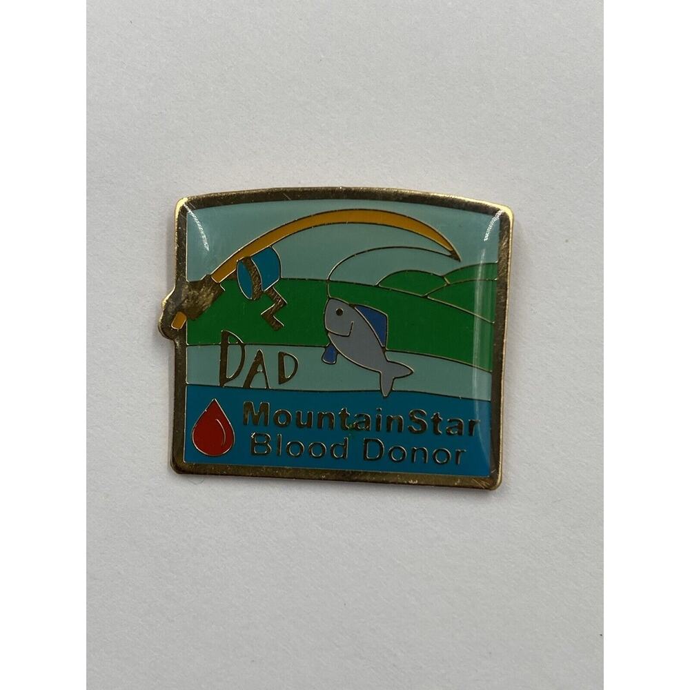 Vintage DAD Mountainstar Mountain Star Blood Donor Lapel Pin Brooch